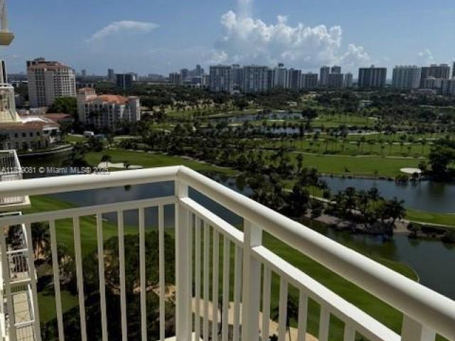 2-bedroom condo for rent in Aventura - 19501 W Country Club Dr 1815 - MondialRealty