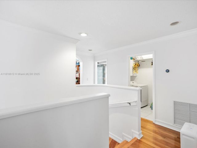 Home for sale at 20820 NE 30th Pl - photo 6140413