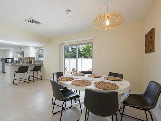 Home for sale at 123 NW 6th Avenue - photo 6141732