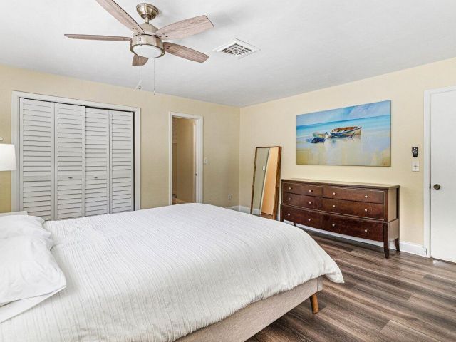 Home for sale at 123 NW 6th Avenue - photo 6141741