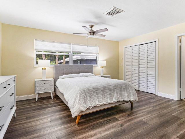 Home for sale at 123 NW 6th Avenue - photo 6141742