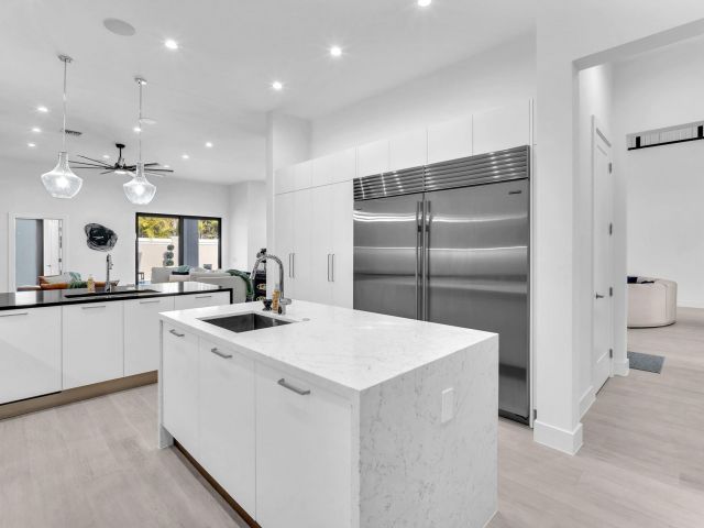 Home for sale at 5827 Brookfield Cir W - photo 6165046