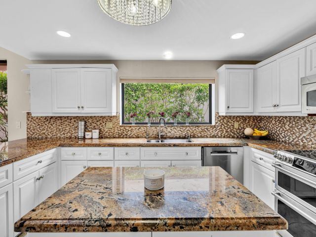 Home for sale at 6400 Via Rosa - photo 6216267