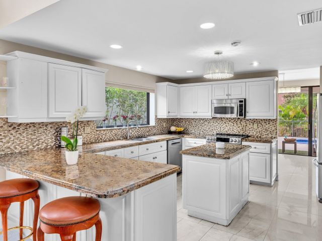 Home for sale at 6400 Via Rosa - photo 6216270