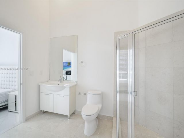 Apartment for sale  Unit #2807 - photo 6143499