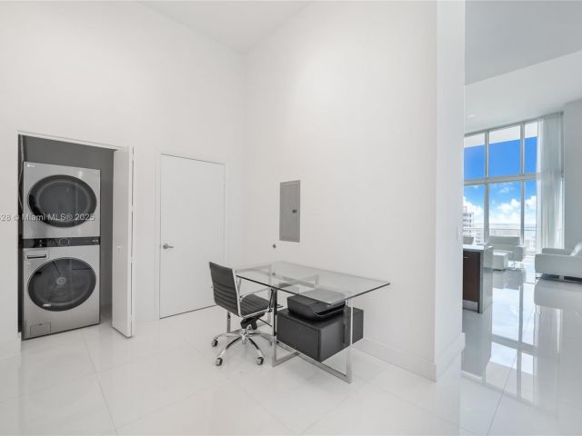 Apartment for sale  Unit #2807 - photo 6143507