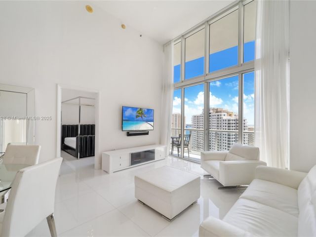 Apartment for sale  Unit #2807 - photo 6143510