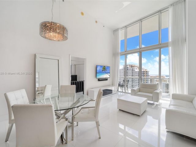 Apartment for sale  Unit #2807 - photo 6143514