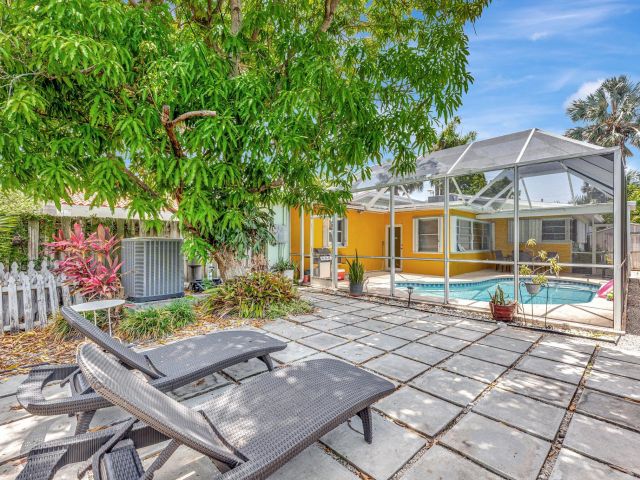 Home for rent at 1246 Johnson Street - photo 6143958