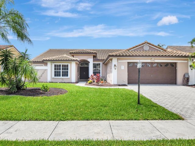 Home for sale at 9720 Enchanted Pointe Lane - photo 6144552