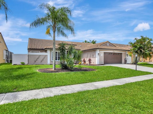 Home for sale at 9720 Enchanted Pointe Lane - photo 6144553