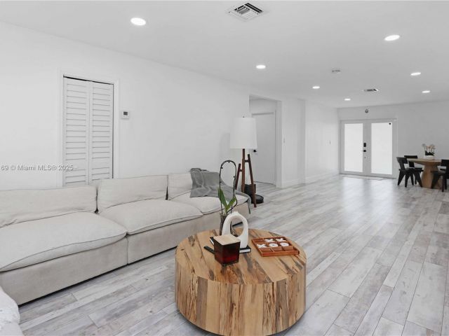 Home for sale at 1611 Madison St - photo 6153615