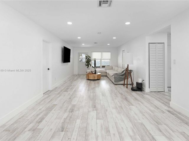 Home for sale at 1611 Madison St - photo 6153619