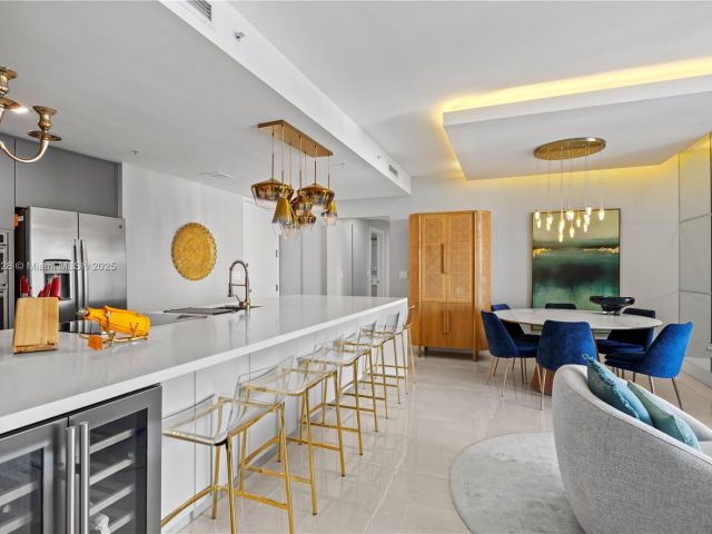 Apartment for sale  Unit #2203 - photo 6150614