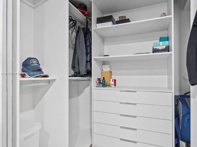 Apartment for sale  Unit #2203 - photo 6150616