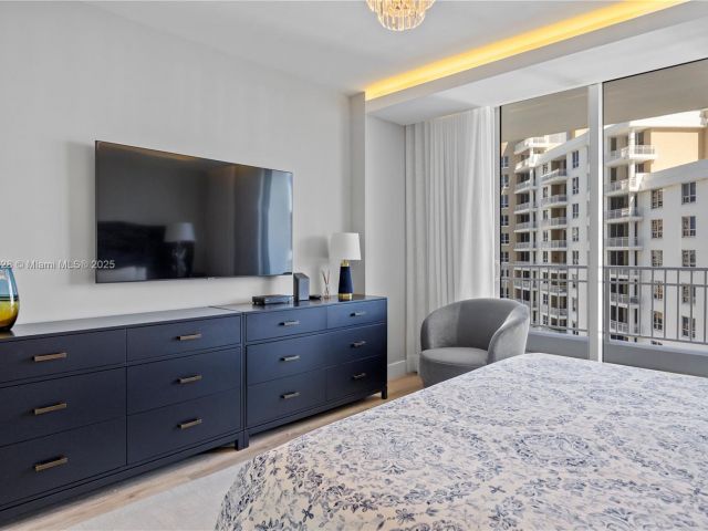 Apartment for sale  Unit #2203 - photo 6150620