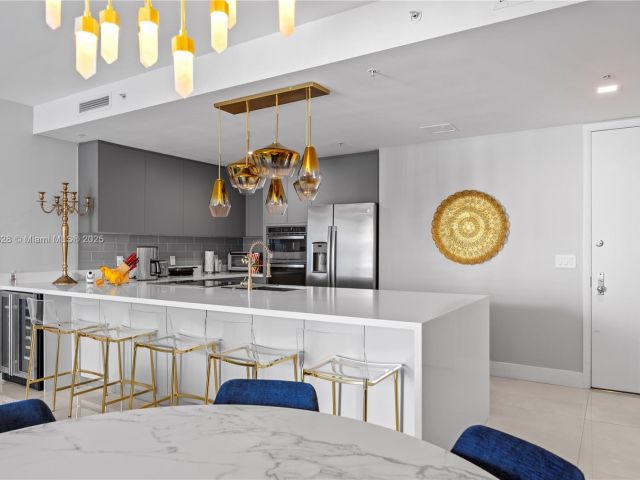 Apartment for sale  Unit #2203 - photo 6150624