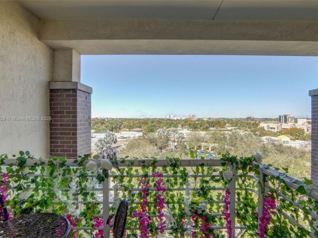 Home for rent at 3250 NE 1st Ave 550 - photo 6148564