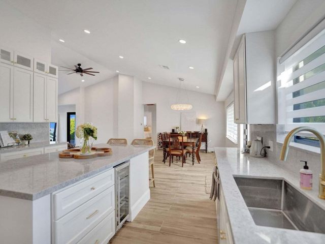 Home for sale at 1107 SE 13th Court - photo 6184481