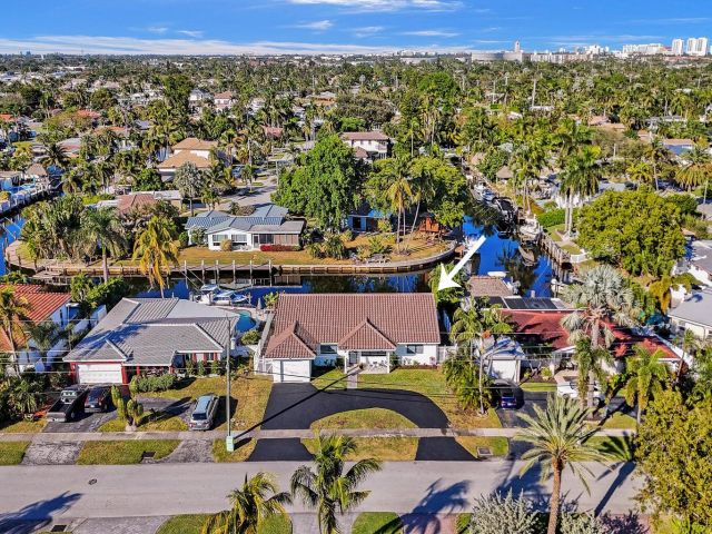 Home for sale at 1107 SE 13th Court - photo 6184491