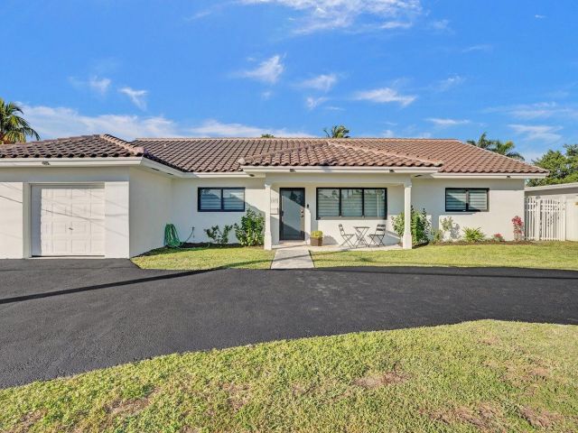 Home for sale at 1107 SE 13th Court - photo 6184495