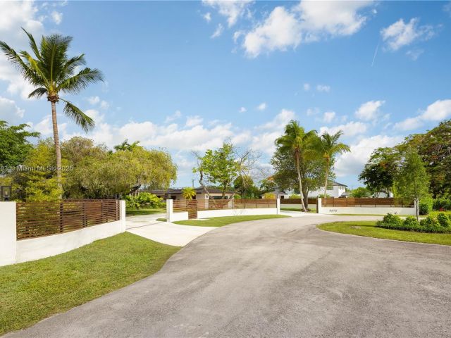 Home for sale at 9670 SW 96th Ct - photo 6163134