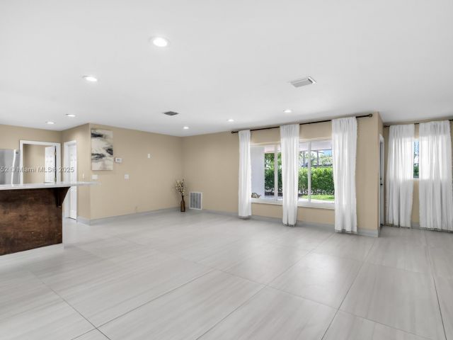 Home for rent at 1540 SE 23rd Ave - - photo 6144026