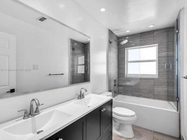 Home for rent at 1540 SE 23rd Ave - - photo 6144028