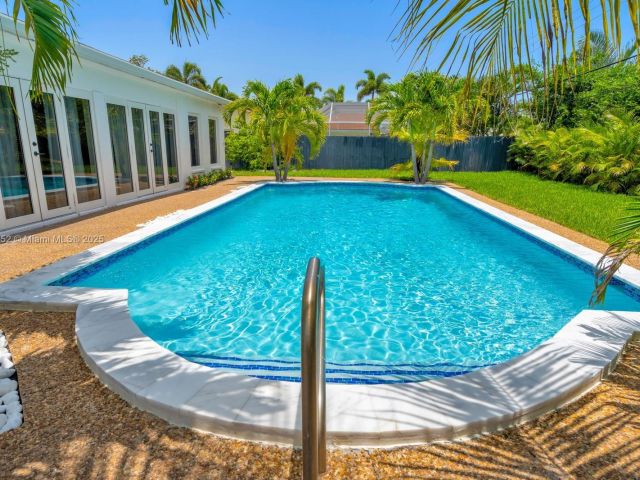 Home for rent at 1540 SE 23rd Ave - - photo 6144034