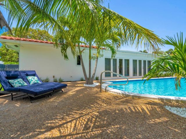 Home for rent at 1540 SE 23rd Ave - - photo 6144035