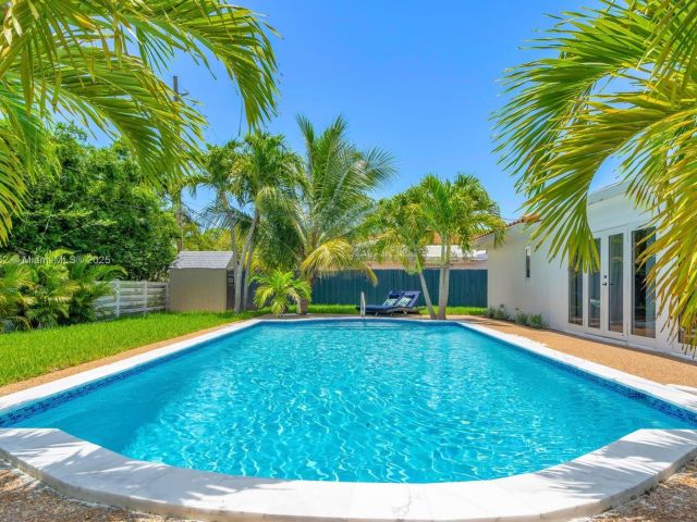 Home for rent at 1540 SE 23rd Ave - - photo 6144036