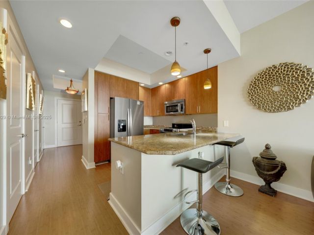 Apartment for sale  Unit #1809 - photo 6173176