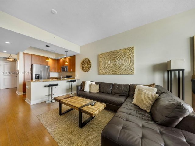 Apartment for sale  Unit #1809 - photo 6173182