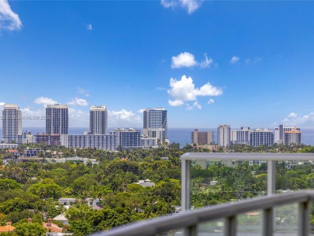 Apartment for sale  Unit #1809 - photo 6173190