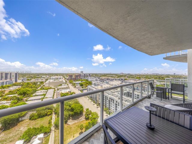 Apartment for sale  Unit #1809 - photo 6173192