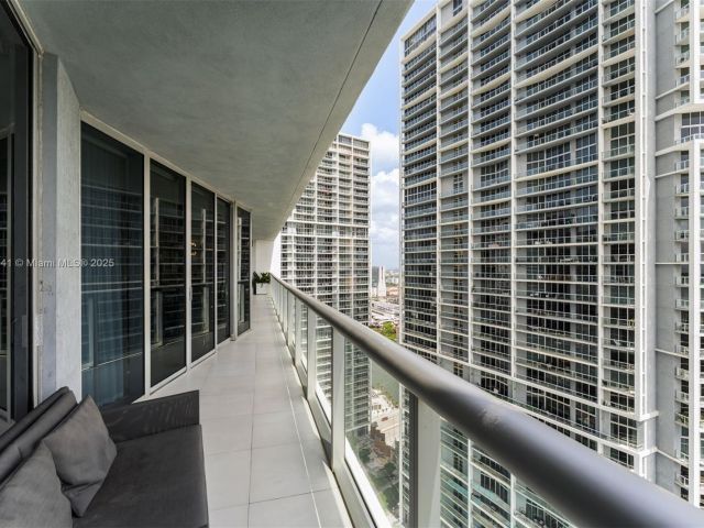 Apartment for sale  Unit #3604 - photo 6146782