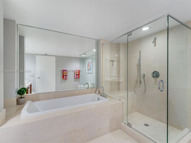 Apartment for sale  Unit #3604 - photo 6146788