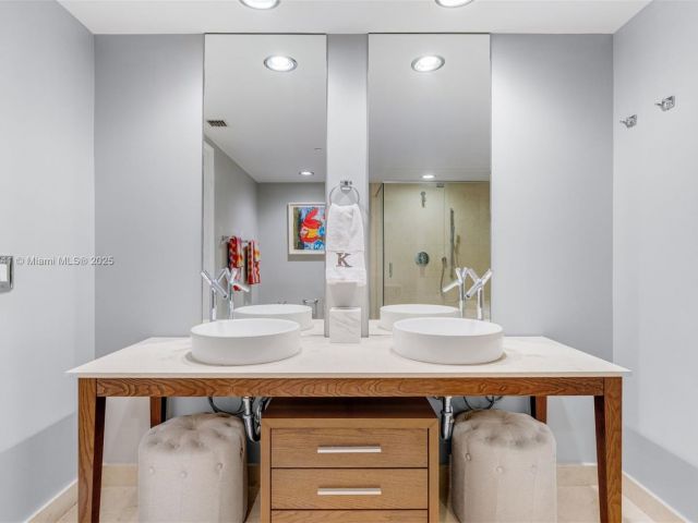 Apartment for sale  Unit #3604 - photo 6146789