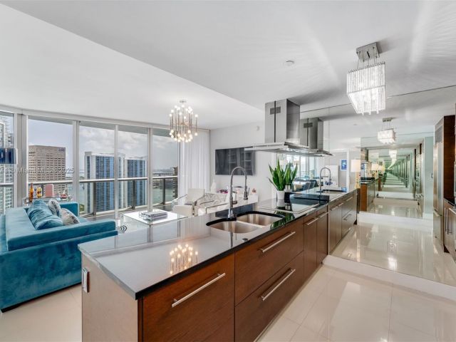 Apartment for sale  Unit #3604 - photo 6146794