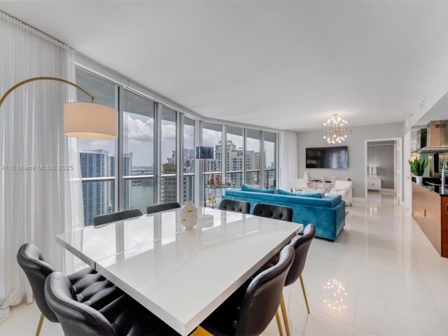 Apartment for sale  Unit #3604 - photo 6146798