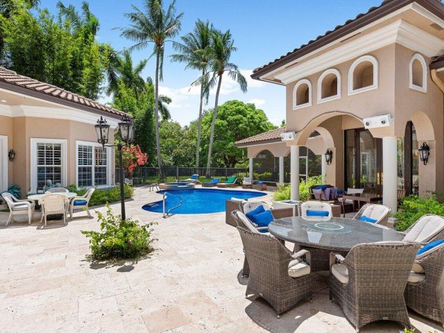 Home for sale at 16467 Brookfield Estates Way - photo 6214201