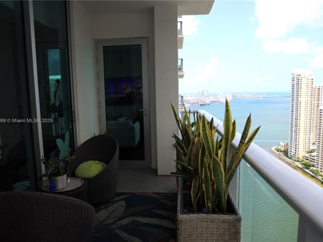 Apartment for sale  Unit #T-3504 - photo 6169018