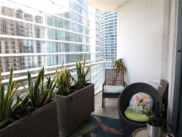 Apartment for sale  Unit #T-3504 - photo 6169019