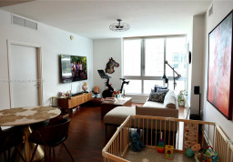 Apartment #T-3504 at Met 1