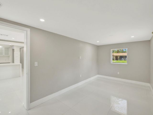 Home for sale at 3047 Arthur Ter - photo 6158992