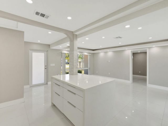 Home for sale at 3047 Arthur Ter - photo 6158995