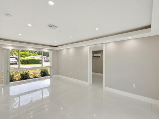 Home for sale at 3047 Arthur Ter - photo 6159000