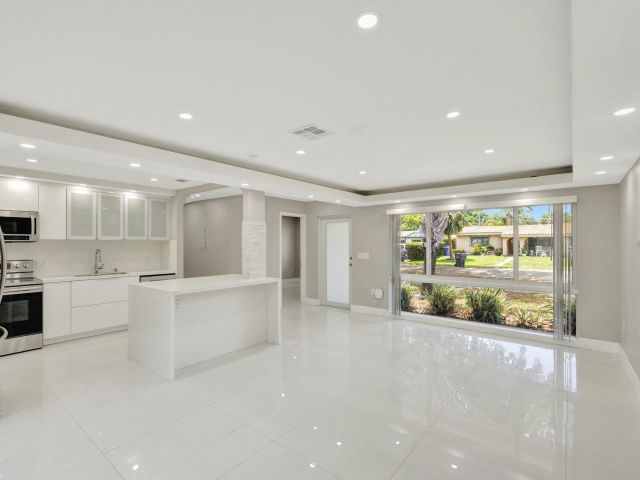 Home for sale at 3047 Arthur Ter - photo 6159001