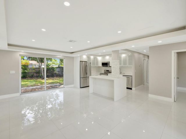 Home for sale at 3047 Arthur Ter - photo 6159002