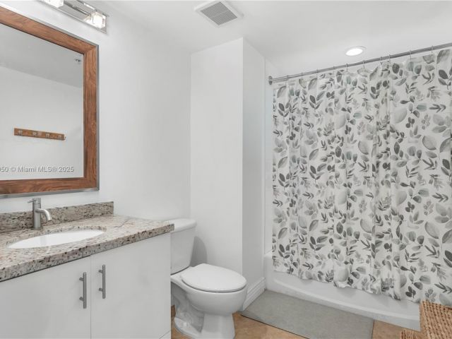 Apartment for sale  Unit #718 - photo 6149046